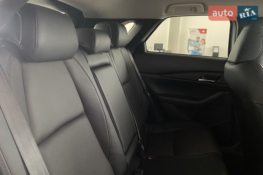 Mazda CX-30 - фото 14