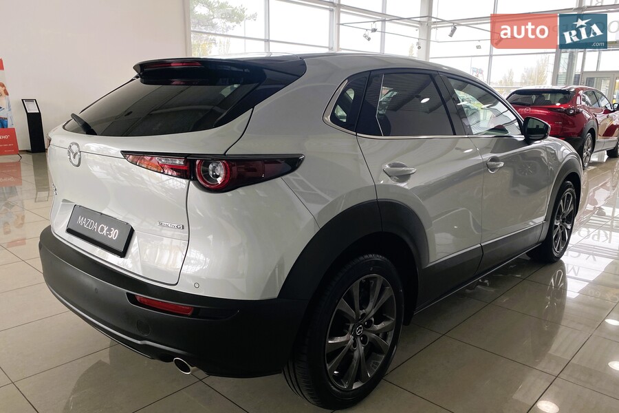 Mazda CX-30 - фото 7
