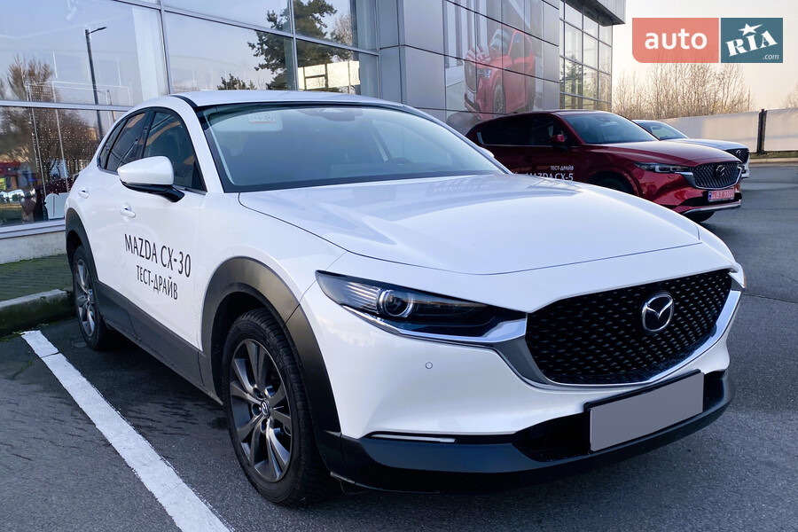 Mazda CX-30 - фото 1
