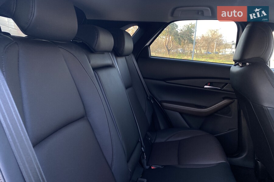 Mazda CX-30 - фото 16