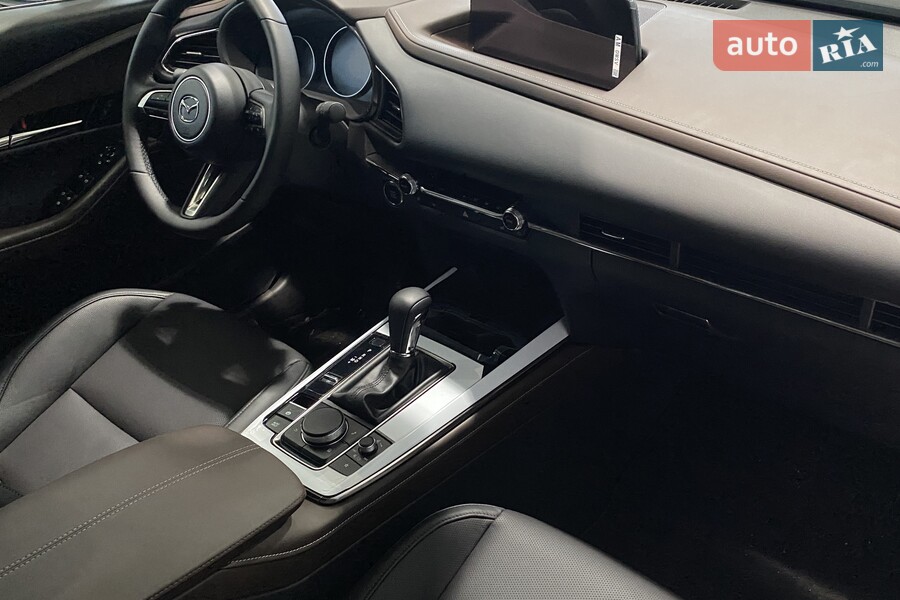 Mazda CX-30 - фото 11