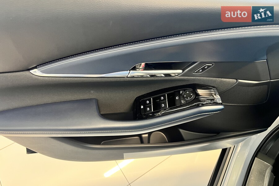 Mazda CX-30 - фото 13