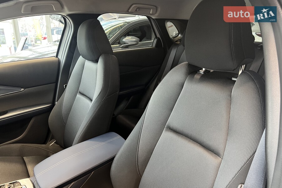 Mazda CX-30 - фото 15