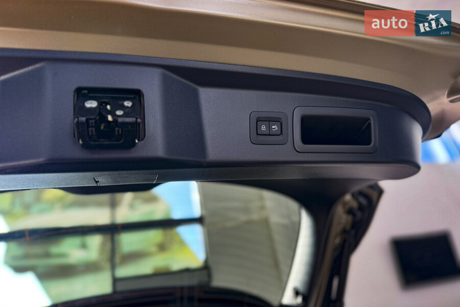 Mazda CX-30 - фото 13