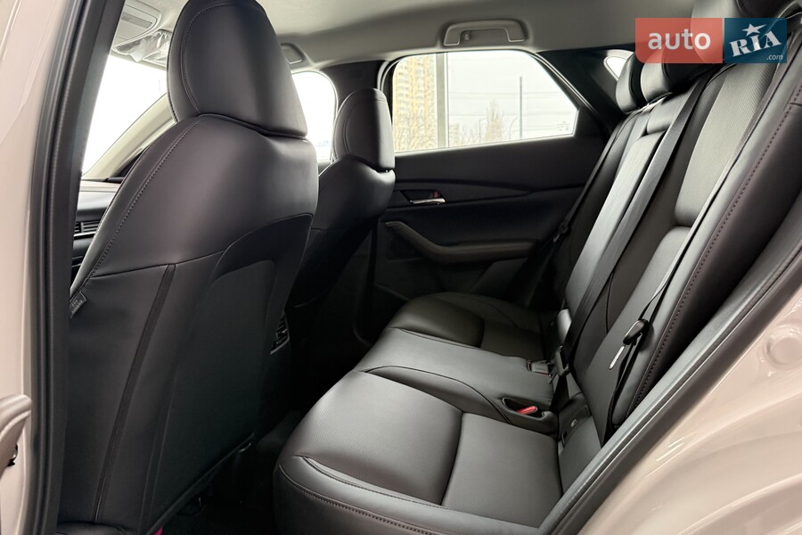 Mazda CX-30 - фото 16