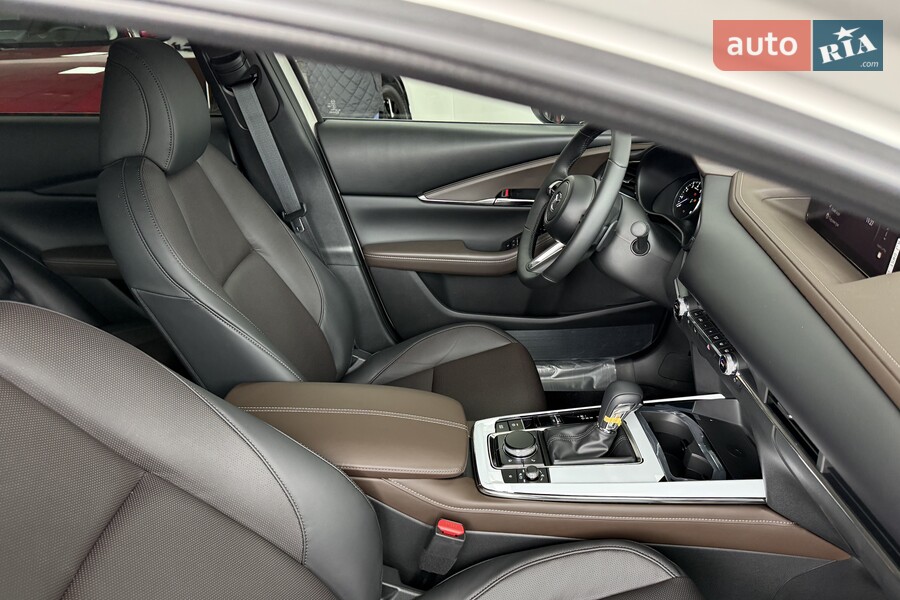 Mazda CX-30 - фото 21