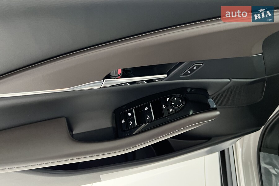 Mazda CX-30 - фото 10