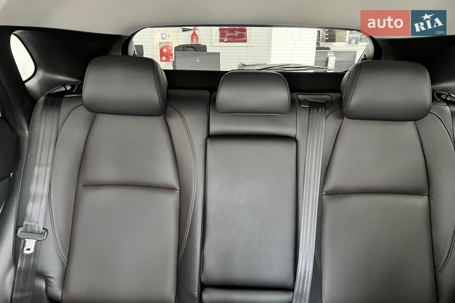 Mazda CX-30 - фото 14