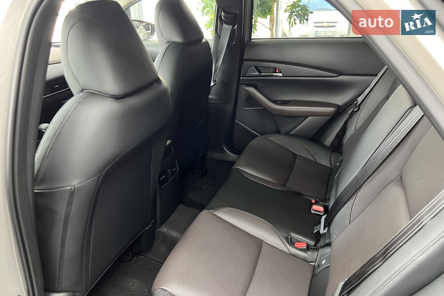 Mazda CX-30 - фото 15