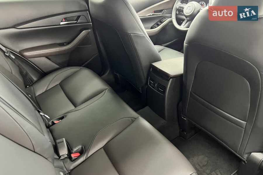 Mazda CX-30 - фото 17