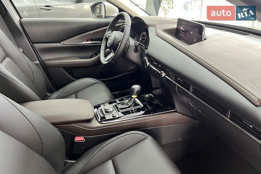 Mazda CX-30 - фото 18