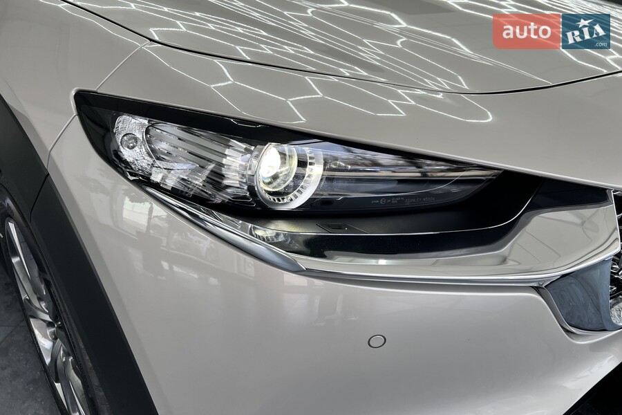 Mazda CX-30 - фото 8