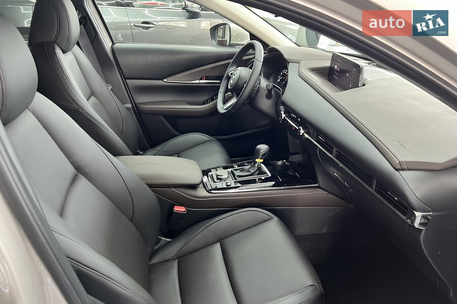 Mazda CX-30 - фото 19