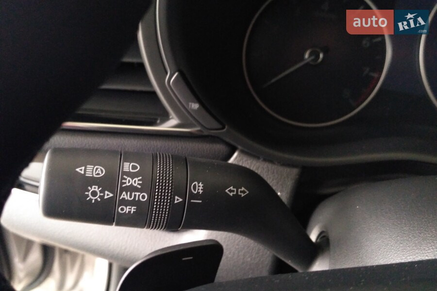 Mazda CX-30 - фото 7