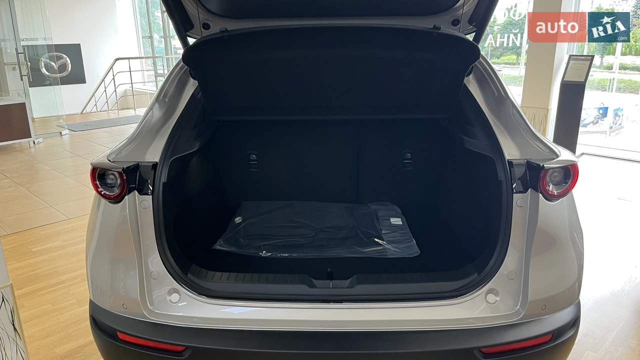 Mazda-8