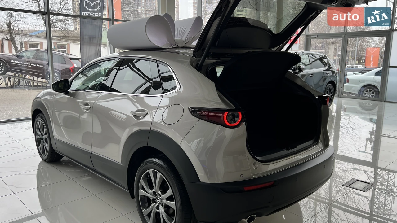 Mazda-8