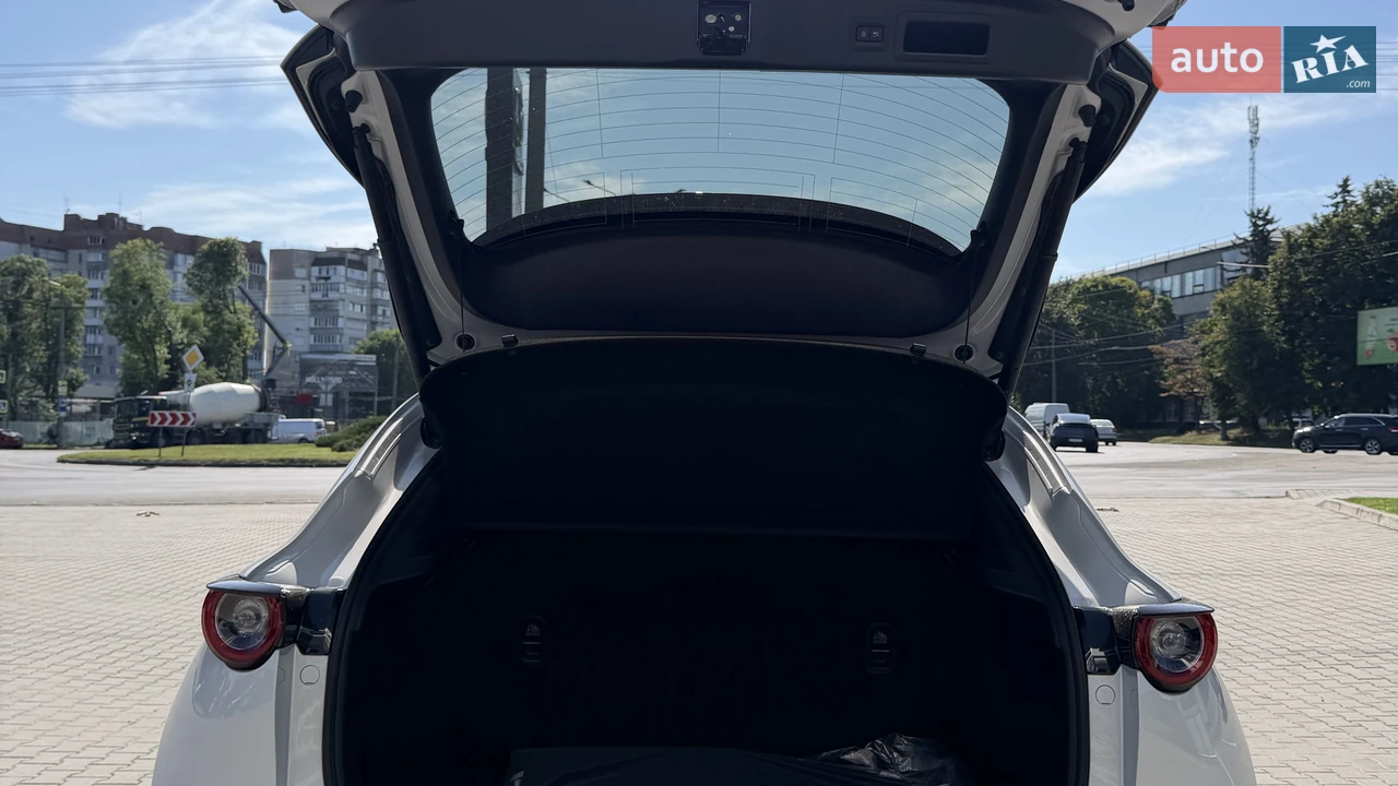 Mazda-10