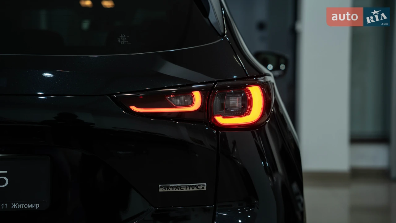 Mazda-12