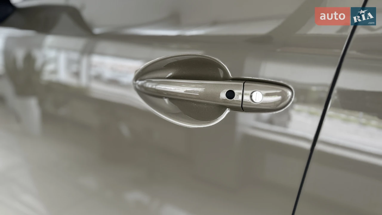 Mazda-8