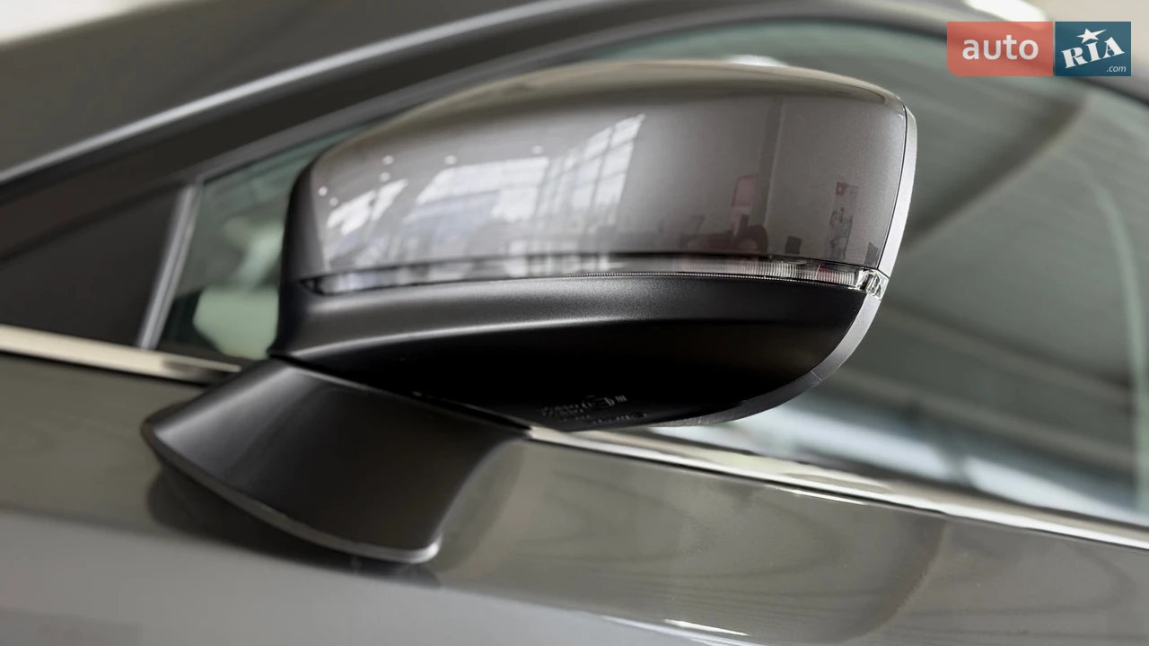 Mazda-6