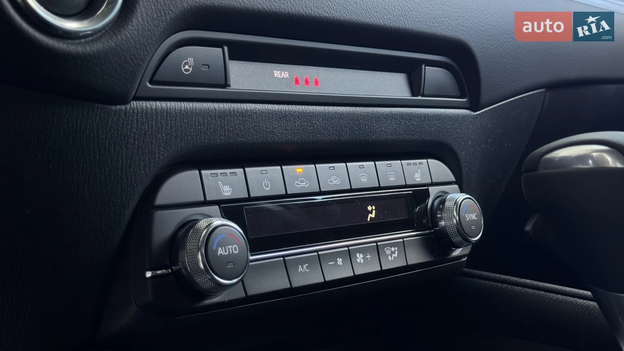 Mazda-32