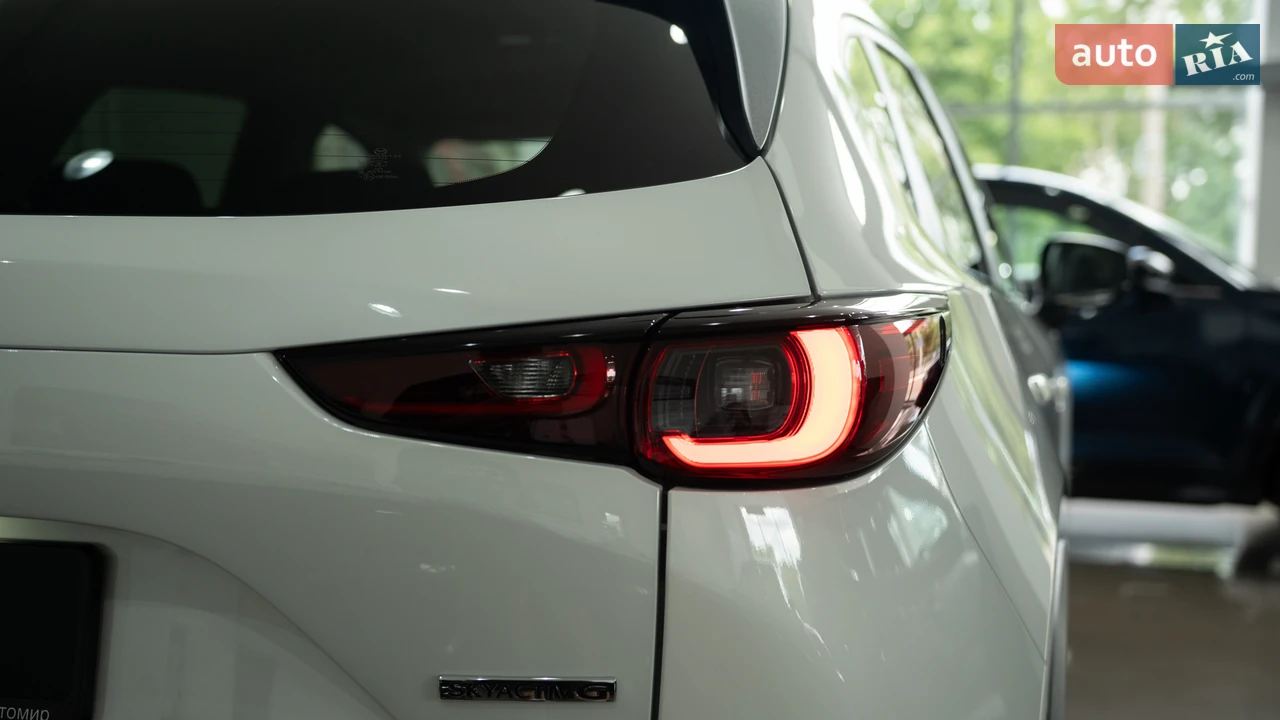 Mazda-10