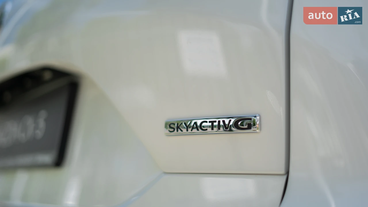 Mazda-8