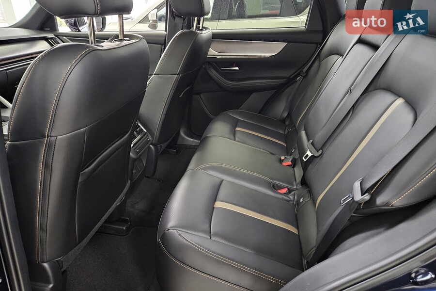 Mazda CX-60 - фото 26