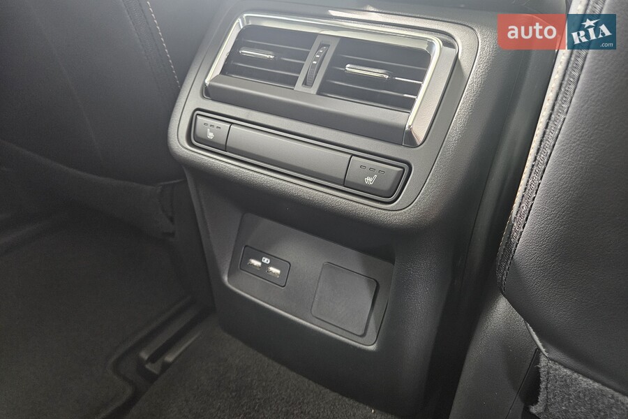 Mazda CX-60 - фото 27