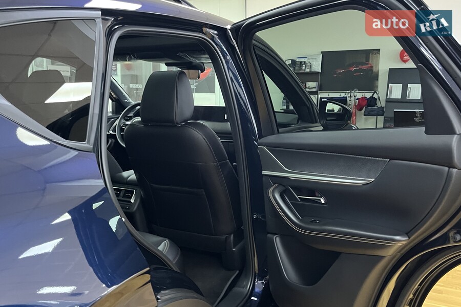 Mazda CX-60 - фото 8