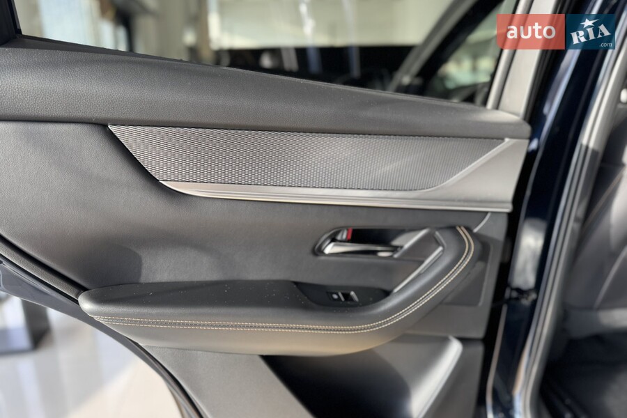 Mazda CX-60 - фото 12