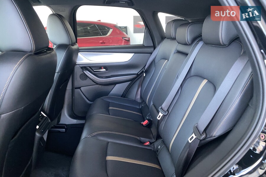 Mazda CX-60 - фото 19