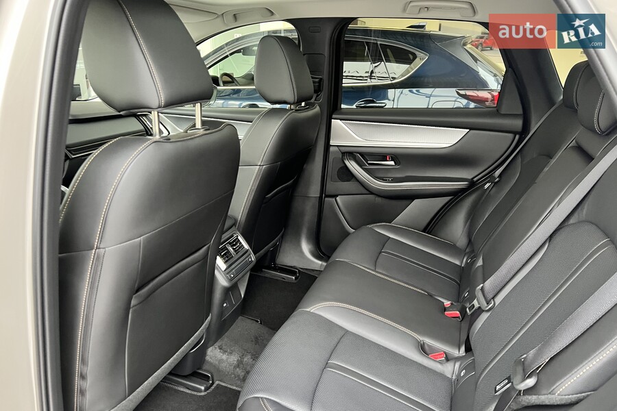 Mazda CX-60 - фото 15