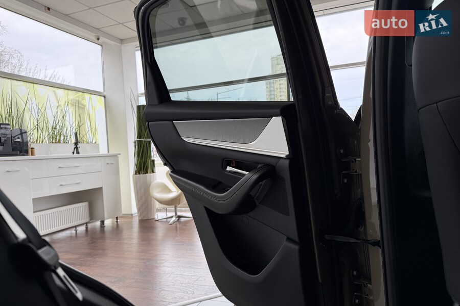 Mazda CX-60 - фото 19