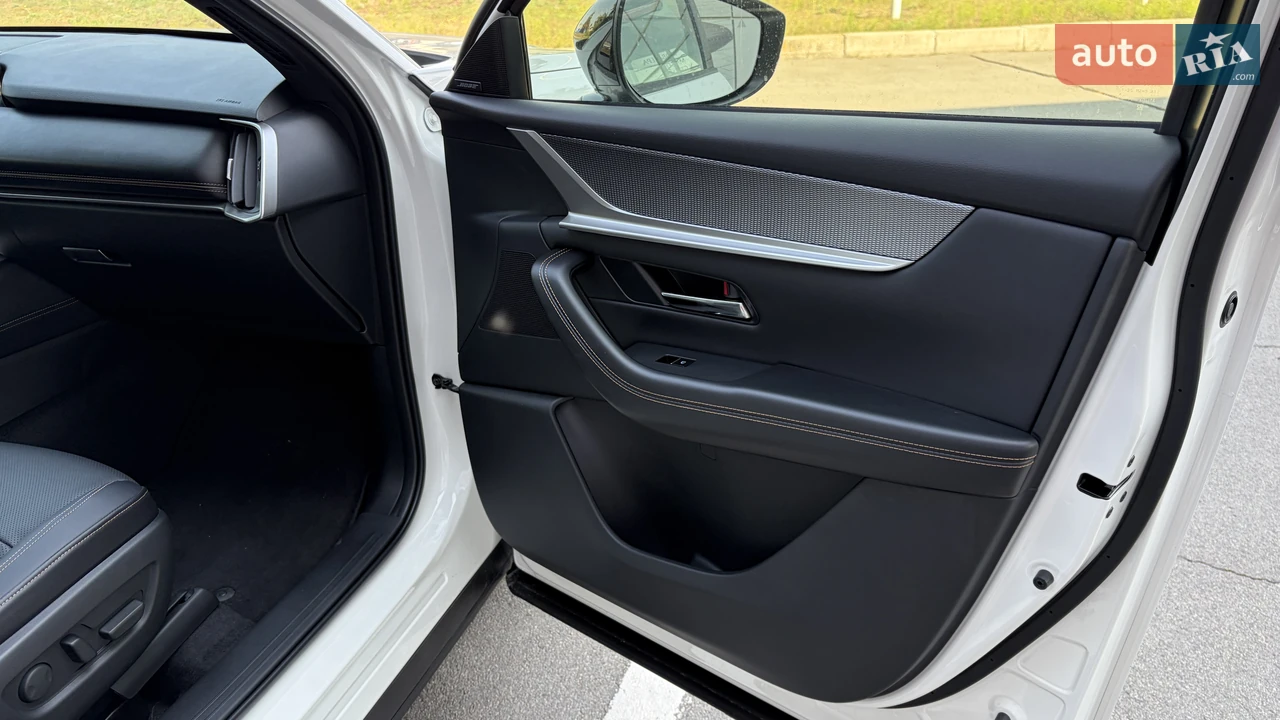Mazda-8