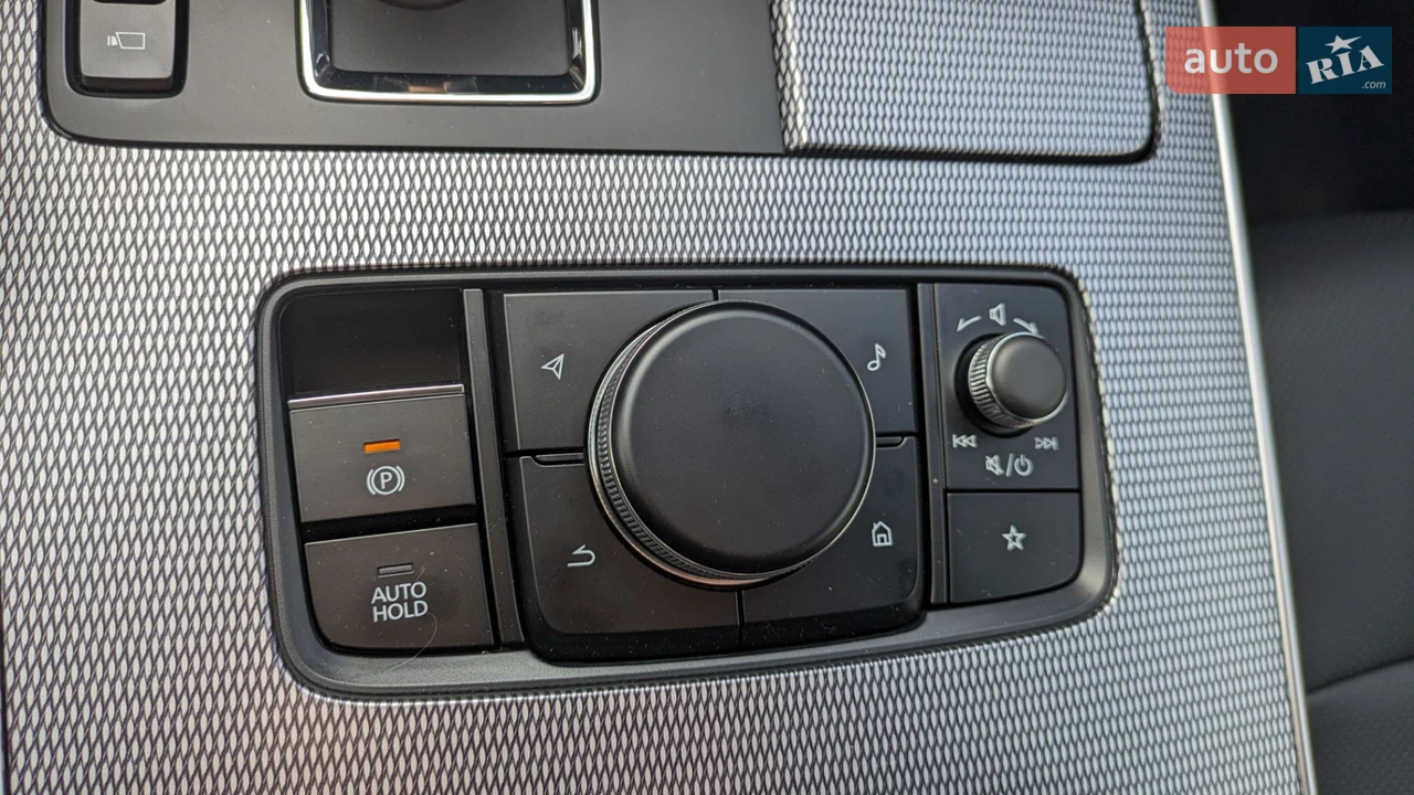 Mazda-18