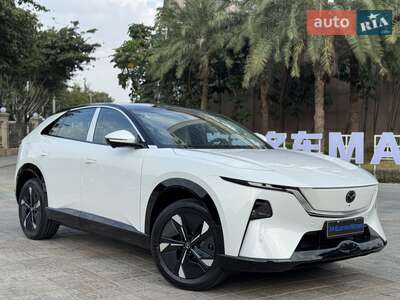 Mazda EZ-60 2025 Pro