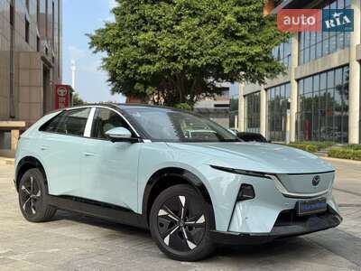 Mazda EZ-60 2025 Pro