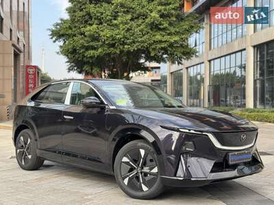 Mazda EZ-60 2025 Pro