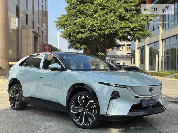 Mazda EZ-60 2025