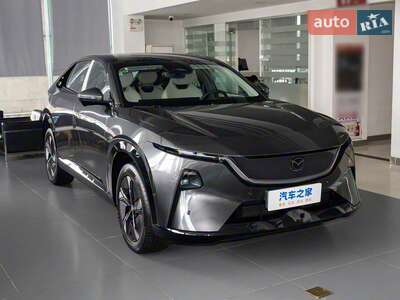 Mazda EZ-60 2025 Max