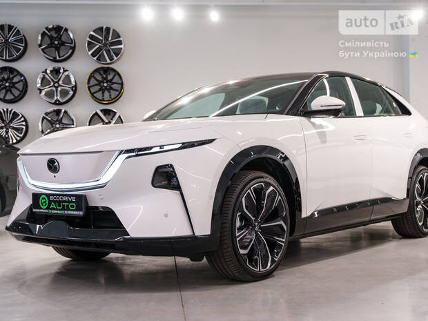 Кроссовер Mazda EZ-60 2025 в Киев