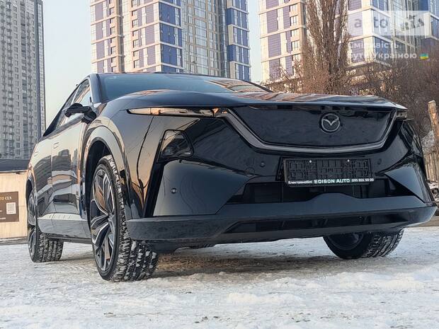 Mazda EZ-60 2025