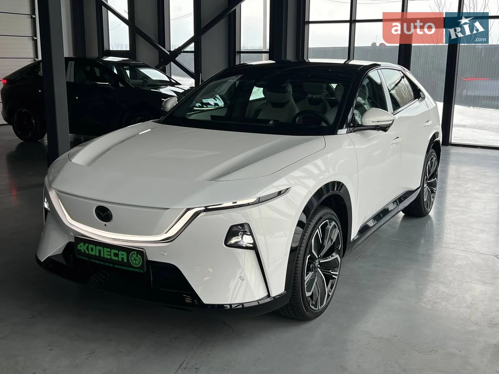 Mazda EZ-60 Max