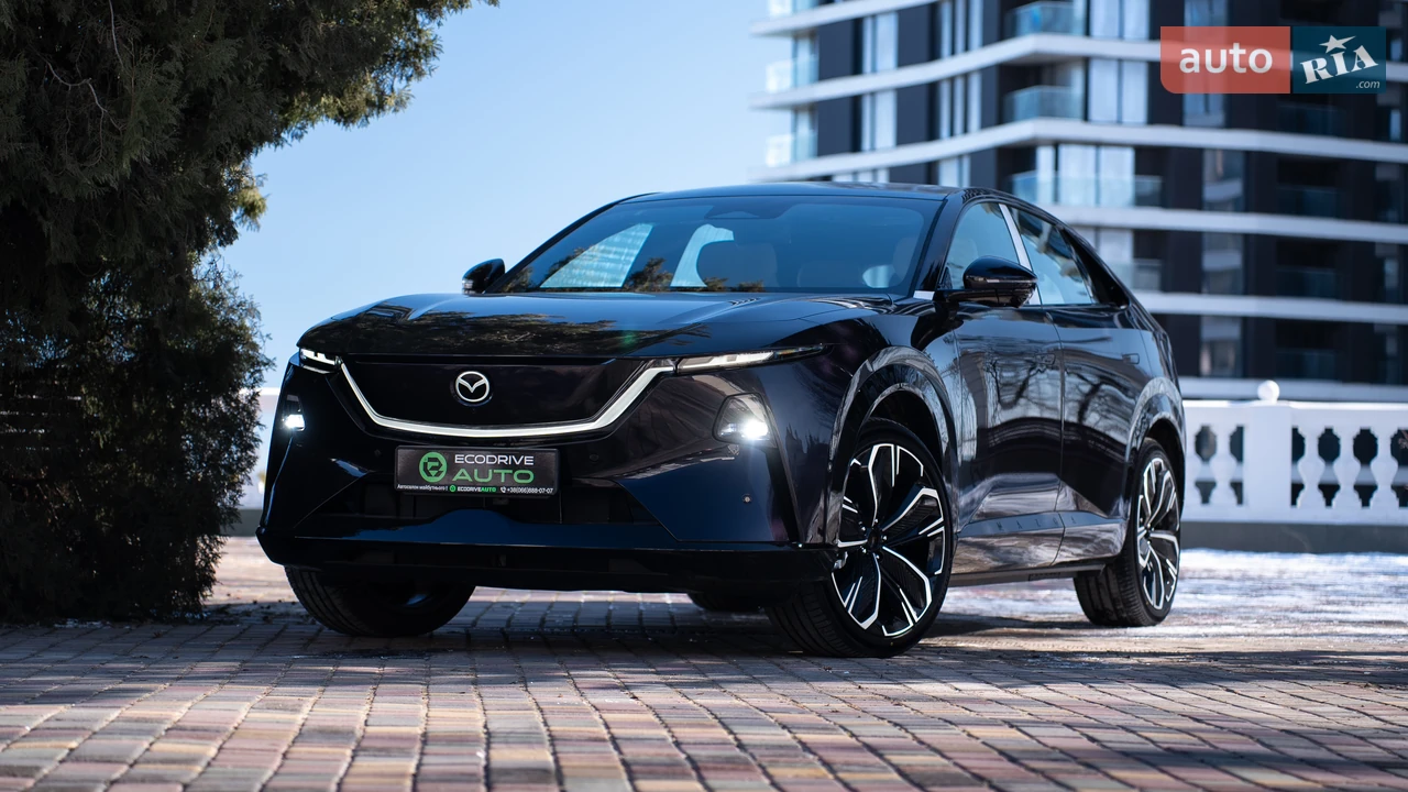 Mazda EZ-60 Max