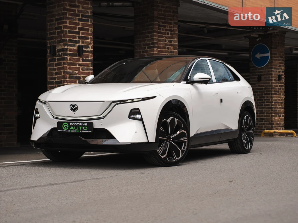 Mazda EZ-60 Max
