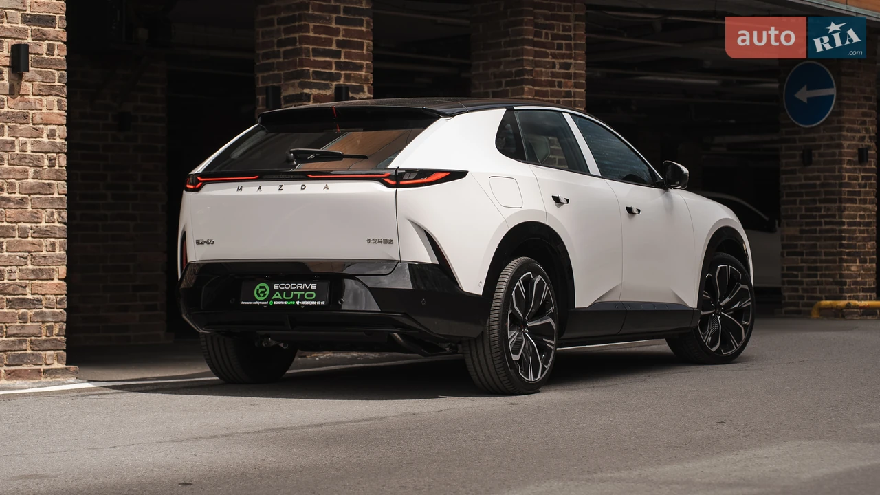 Mazda-18
