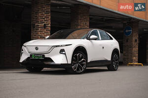 Mazda EZ-60 Max