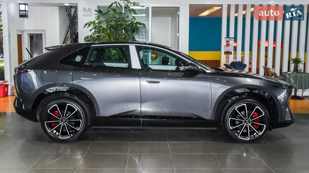 Mazda-10