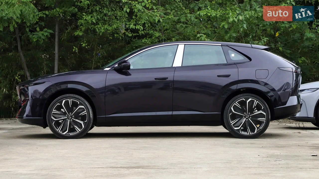 Mazda-8